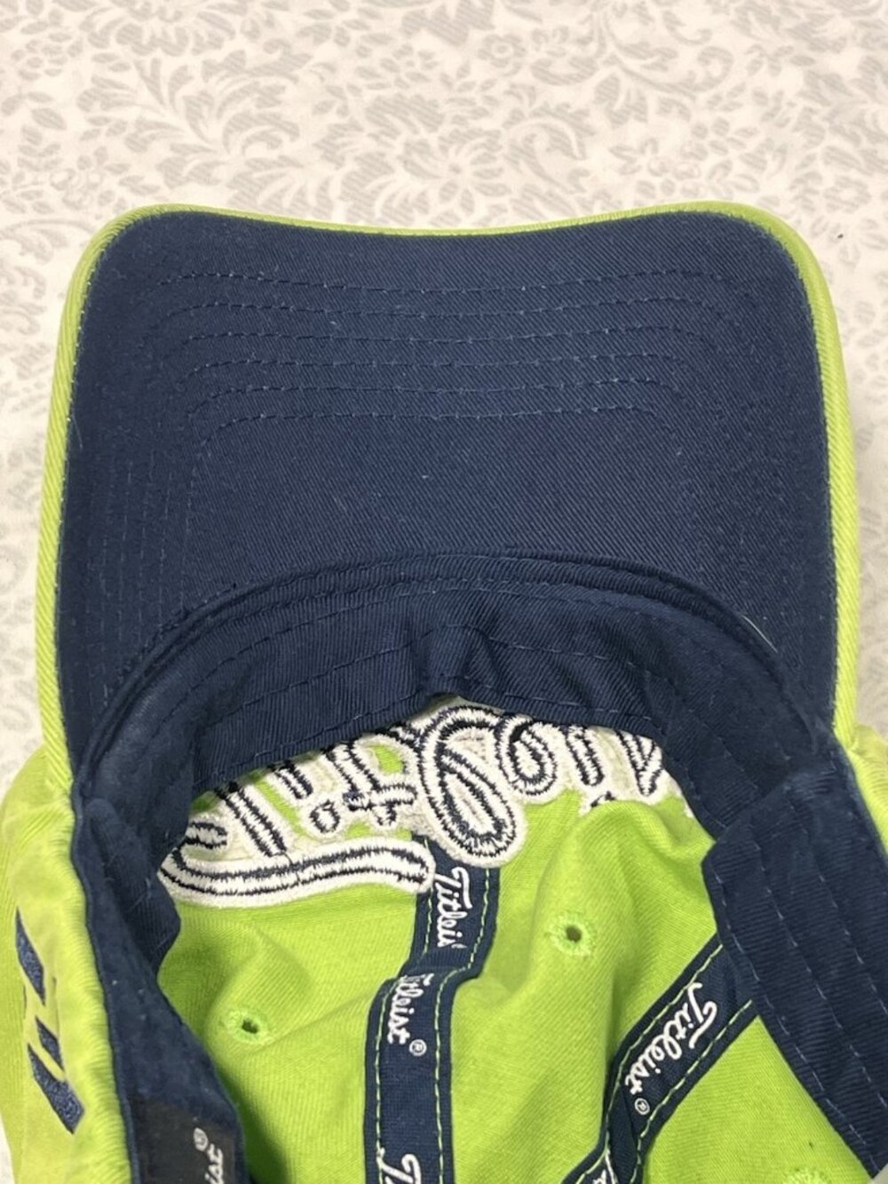 Men’s Titleist Golf Hat Lime Green Foot Joy FJ Strap Back Adjustable Cotton - Picture 11 of 11